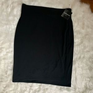 Liz Claiborne Black Pencil Skirt - Size M Petite